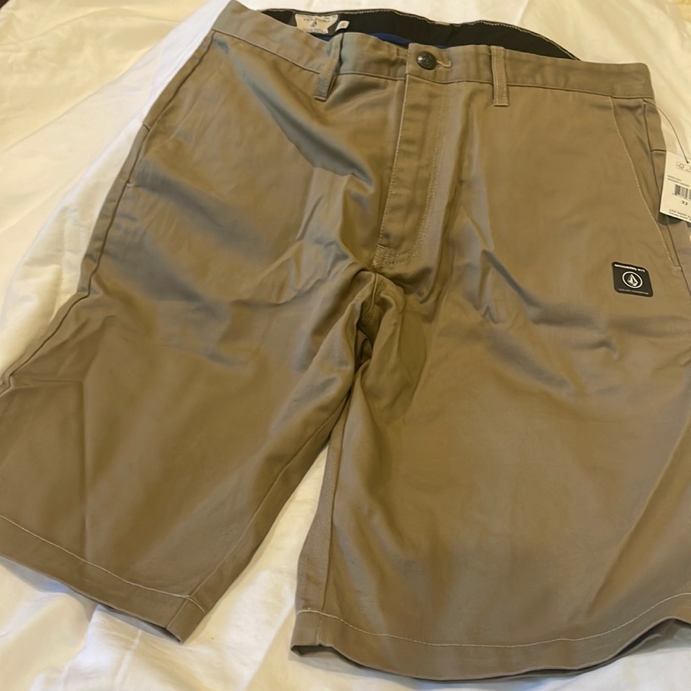 Volcom men's shorts . Tan. New.